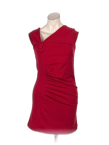 PreLoved Kısa Elbise %70 İndirimli.