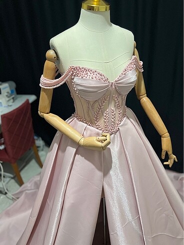 Vagzalli model nişanlık