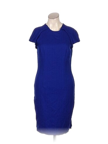 PreLoved Kısa Elbise %70 İndirimli.