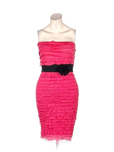 PreLoved Kısa Elbise %70 İndirimli.