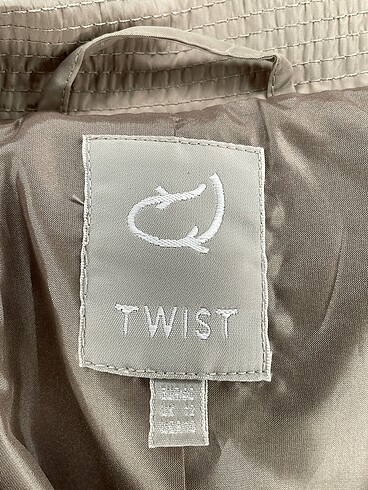 40 Beden çeşitli Renk Twist Trenchcoat %70 İndirimli.