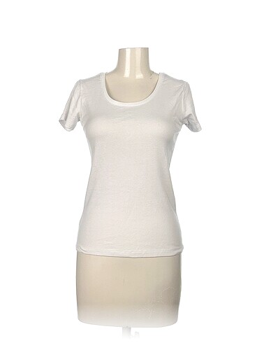 Trendyol & Milla T-shirt %70 İndirimli.