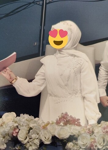 Diğer nikah elbisesi