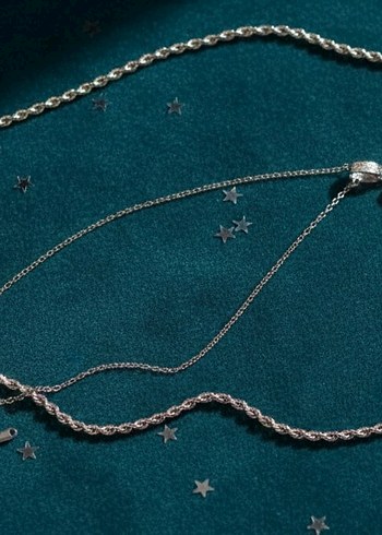 Zincir Detaylı Altın Renk Kalp Kolye - Görsel 7