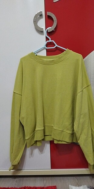 Sarı sweatshirt