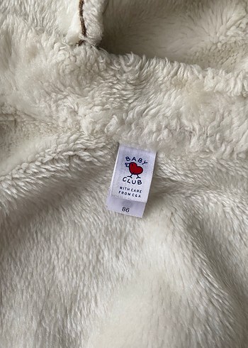 Nakışlı Kapüşonlu Kız Çocuk Kaban - Görsel 4