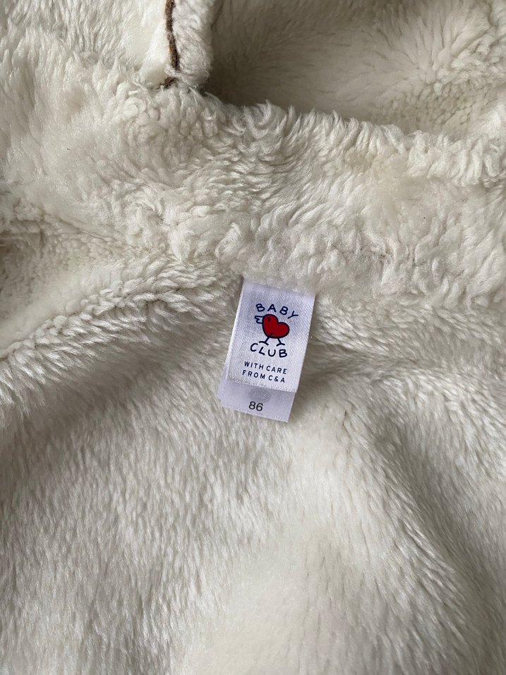 Nakışlı Kapüşonlu Kız Çocuk Kaban - Görsel 4