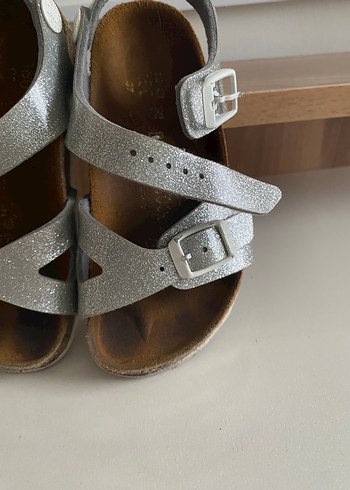 Kız Çocuk Gri Tokalı sandalet - Görsel 3