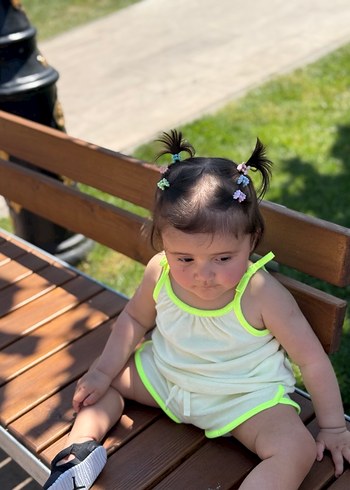 Pastel Renkli Elastik Bağcıklı Bebek Kız Takim - Görsel 3