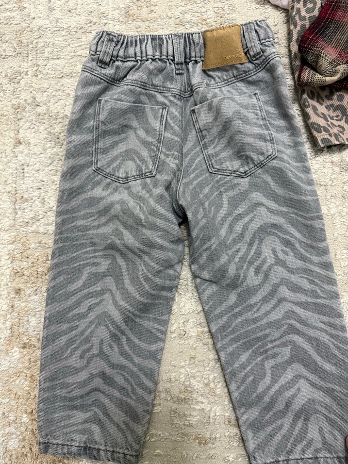 Gri Zebra Desenli Kiz Çocuk Kot Pantolon - Görsel 3