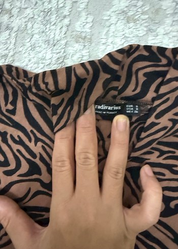 Kahverengi Zebra Desenli Uzun Kollu Bluz - Görsel 3