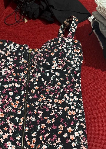 Çiçek Desenli Fermuarlı Midi Büstiyer - Görsel 2