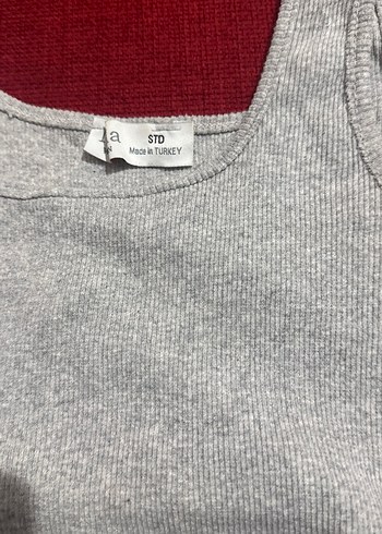 Kadın Gri Kolsuz Crop Top - Görsel 2