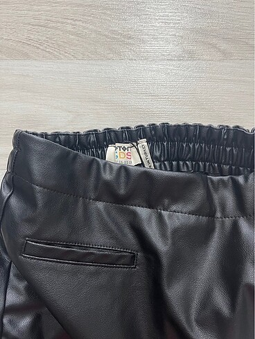 6 Yaş Beden Kız Çocuk Deri Etek