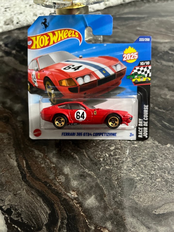 Hot Wheels Ferrari 365 GTB4 - Görsel 2