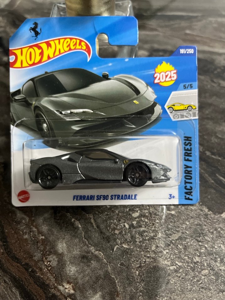 Hot Wheels Ferrari SF90 Stradale Oyuncak Araba - Görsel 2