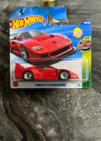 Hot Wheels Ferrarı F40 Compezıone - Görsel 2