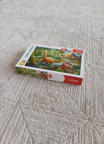 Diğer Dinazorlu Yapboz 60 lı