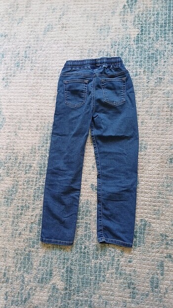 8 Yaş Beden Yumuşacık beli lastikli yazlık jean