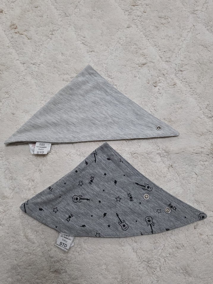 Gri Desenli Bebek Önlüğü 2'li Set - Görsel 2