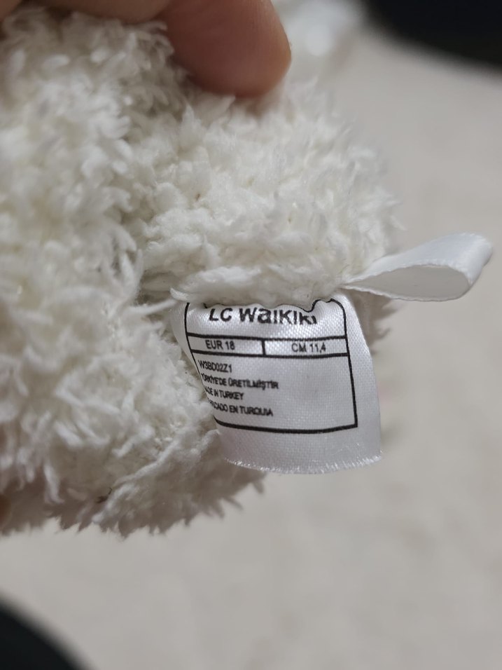 Kızlar için Beyaz Peluş Ev Terliği - Görsel 4