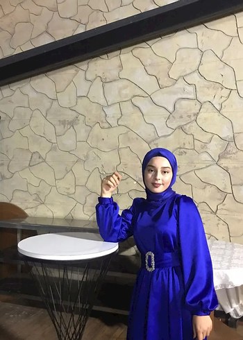 Abiye Uzun Kollu Mavi Saten Tesettür Elbise