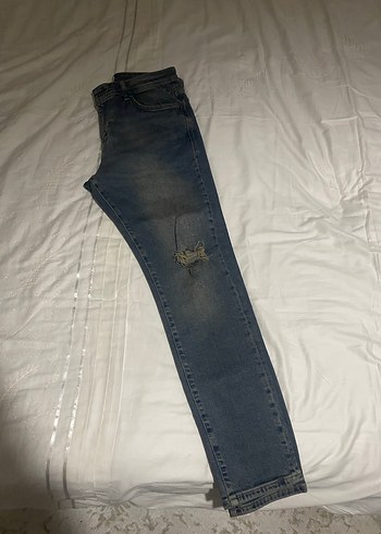 Gri Yırtık Detaylı erkek pantolon hic giyilmedi - Görsel 3