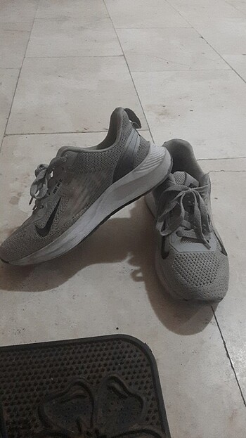 Nike spor ayakkabı
