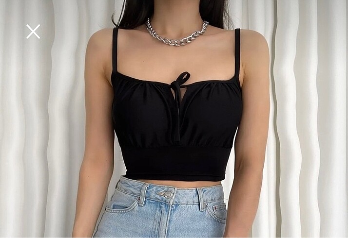 Siyah askılı crop