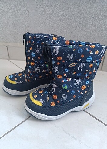 LC Waikiki Çocuk bot