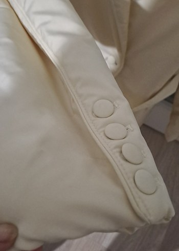 Bej kemerli, kalın  ceket, mont. - Görsel 4