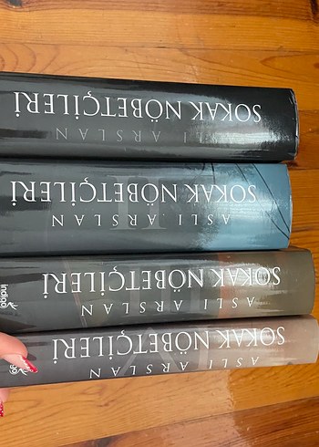 Sokak Nöbetçileri serisi 4 Kitap Ciltli