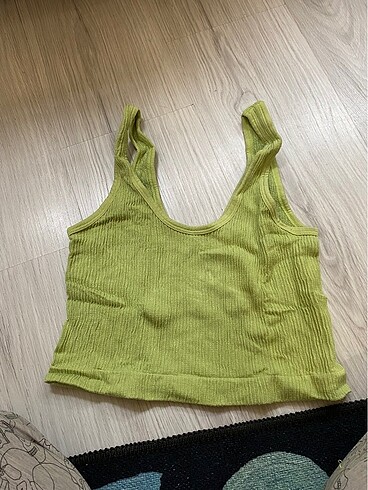Urban Outfitters fıstık yeşili crop