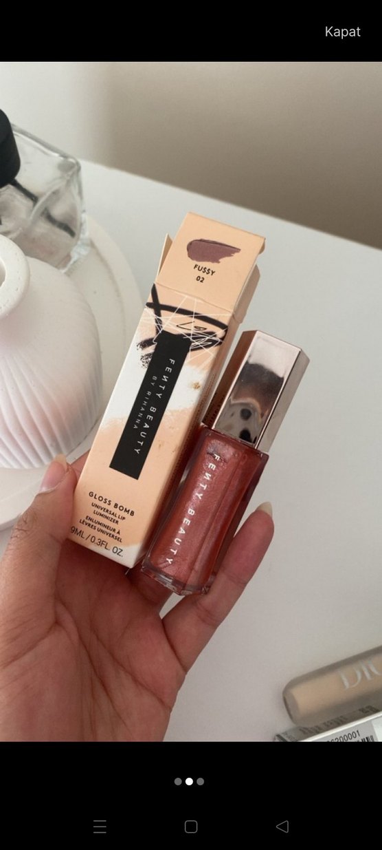 Fenty Beauty Açık Pembe Dudak Parlatıcısı - Görsel 2