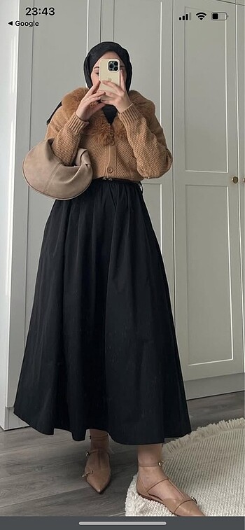 yasemin kalaycı siyah balon etek