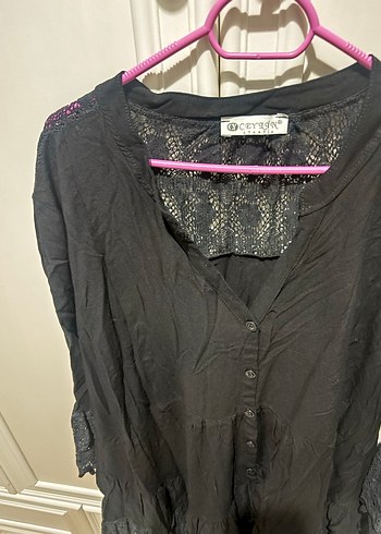 Dantel Detaylı Siyah Uzun Kollu Uzun Tunik - Görsel 2