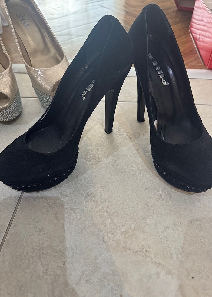 Siyah topuklu - Görsel 2