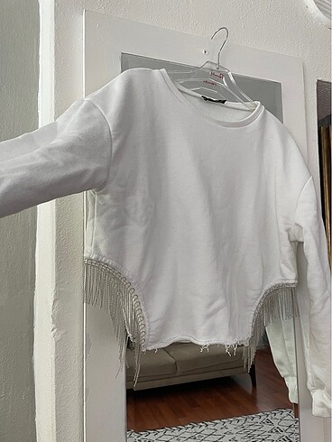 Quzu taşlı sweat