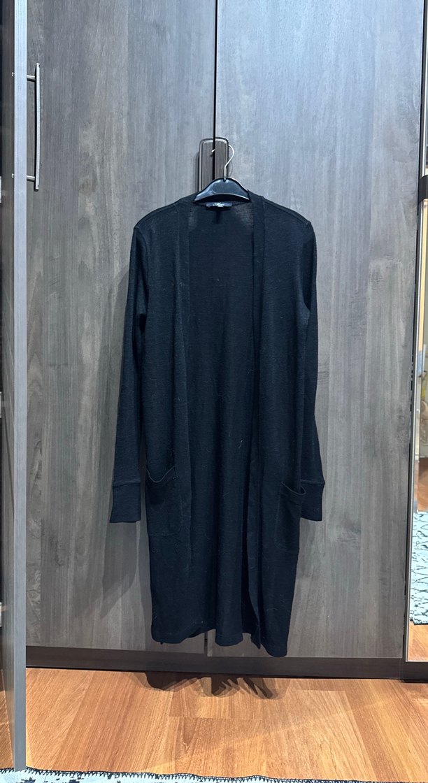 Siyah Uzun Kollu Kadın Hırka - Görsel 2