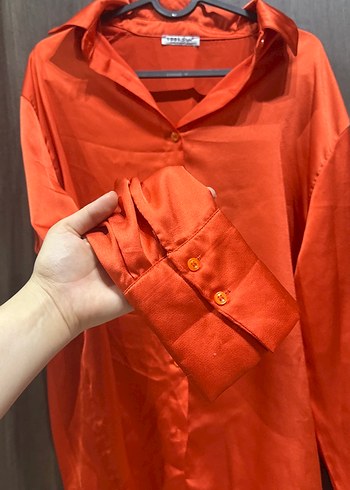 Turuncu Parlak Düğmeli Uzun Kollu Gömlek - Görsel 3