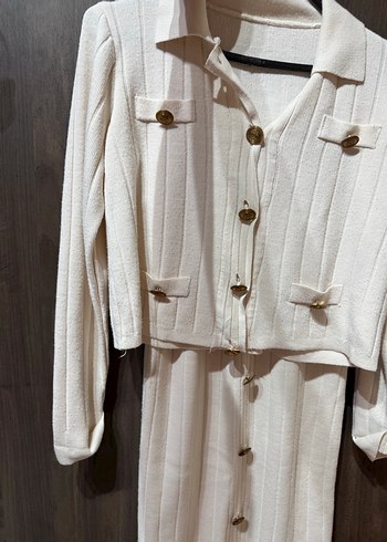 Düğmeli Beyaz Midi Triko Etekli takım - Görsel 4