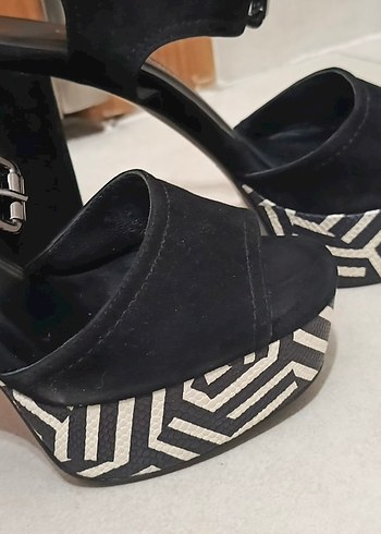 Siyah Zebra Desenli Platform Topuklu Kadın Ayakkabı - Görsel 5