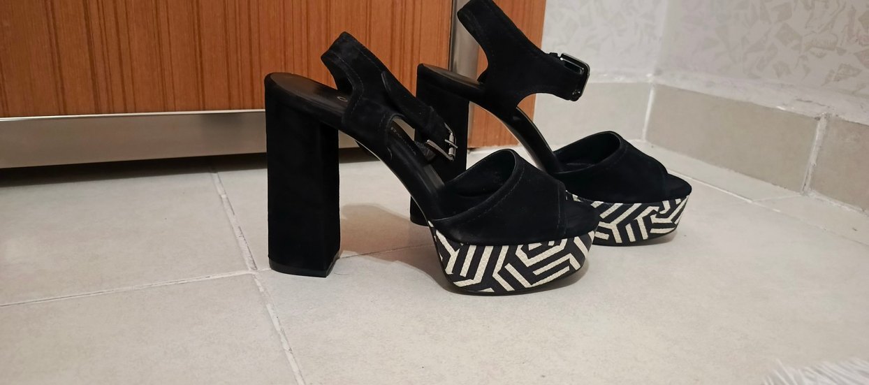 Siyah Zebra Desenli Platform Topuklu Kadın Ayakkabı - Görsel 3