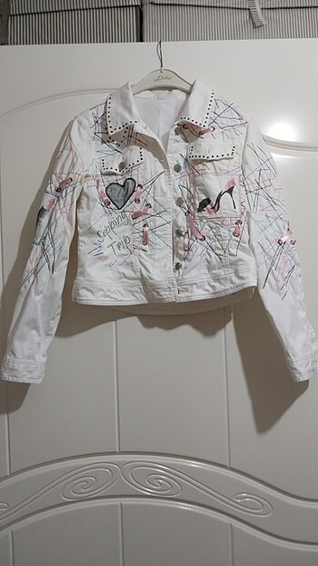 Beyaz Denim Ceket
