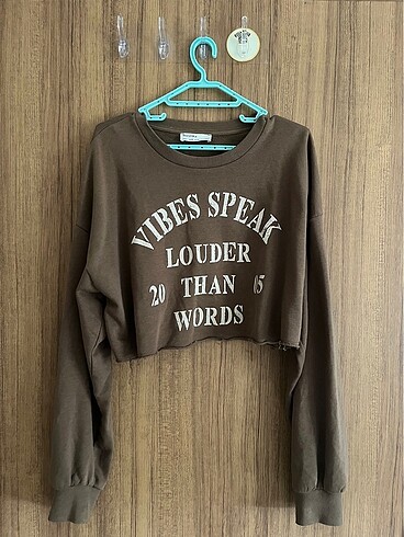 bershka crop sweat