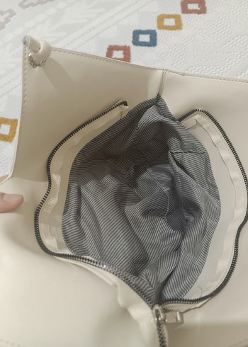 Kırmızı Çizgili Fermuarlı Bohem Kadın Çantası - Görsel 4