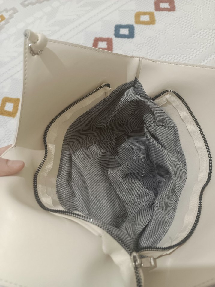 Kırmızı Çizgili Fermuarlı Bohem Kadın Çantası - Görsel 4