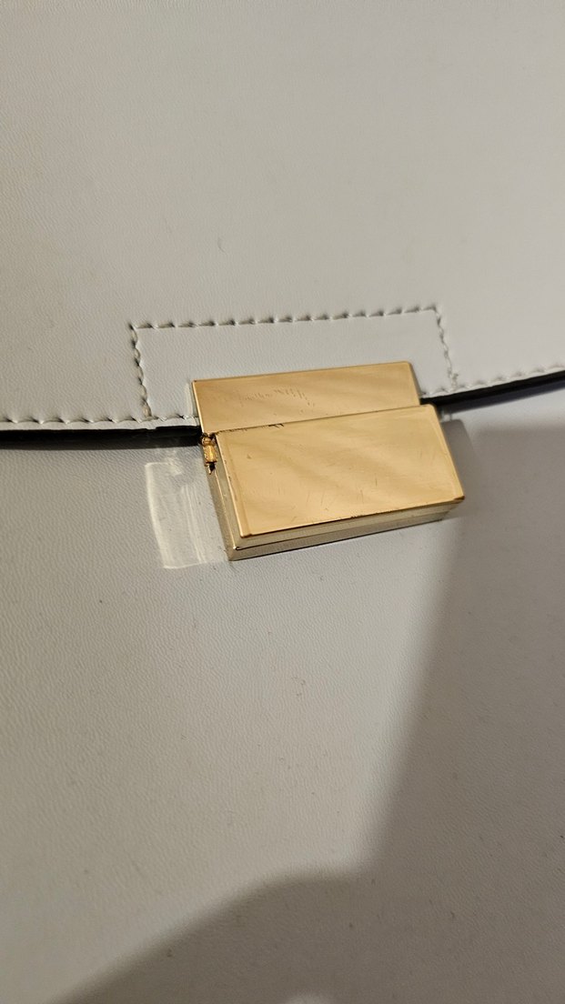 Minimalist Deri Sırt Çantası - Görsel 2