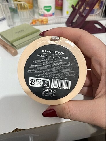 Beden REVOLUTION BRONZER