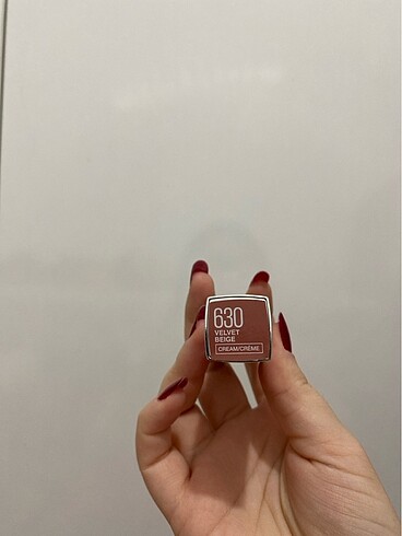 Beden MAYBELLİNE 630 RUJ
